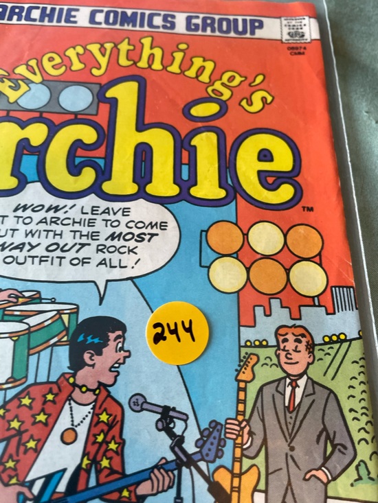 3/$25 | Everything’s Archie No.117 - Picture 2 of 3